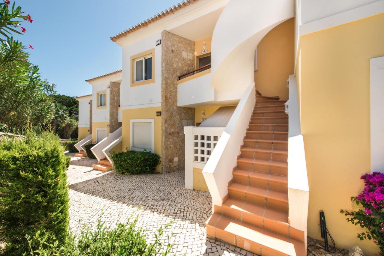 Beautiful Two Bedroom Apartment With Roof Terrace Carvoeiro  Exterior photo